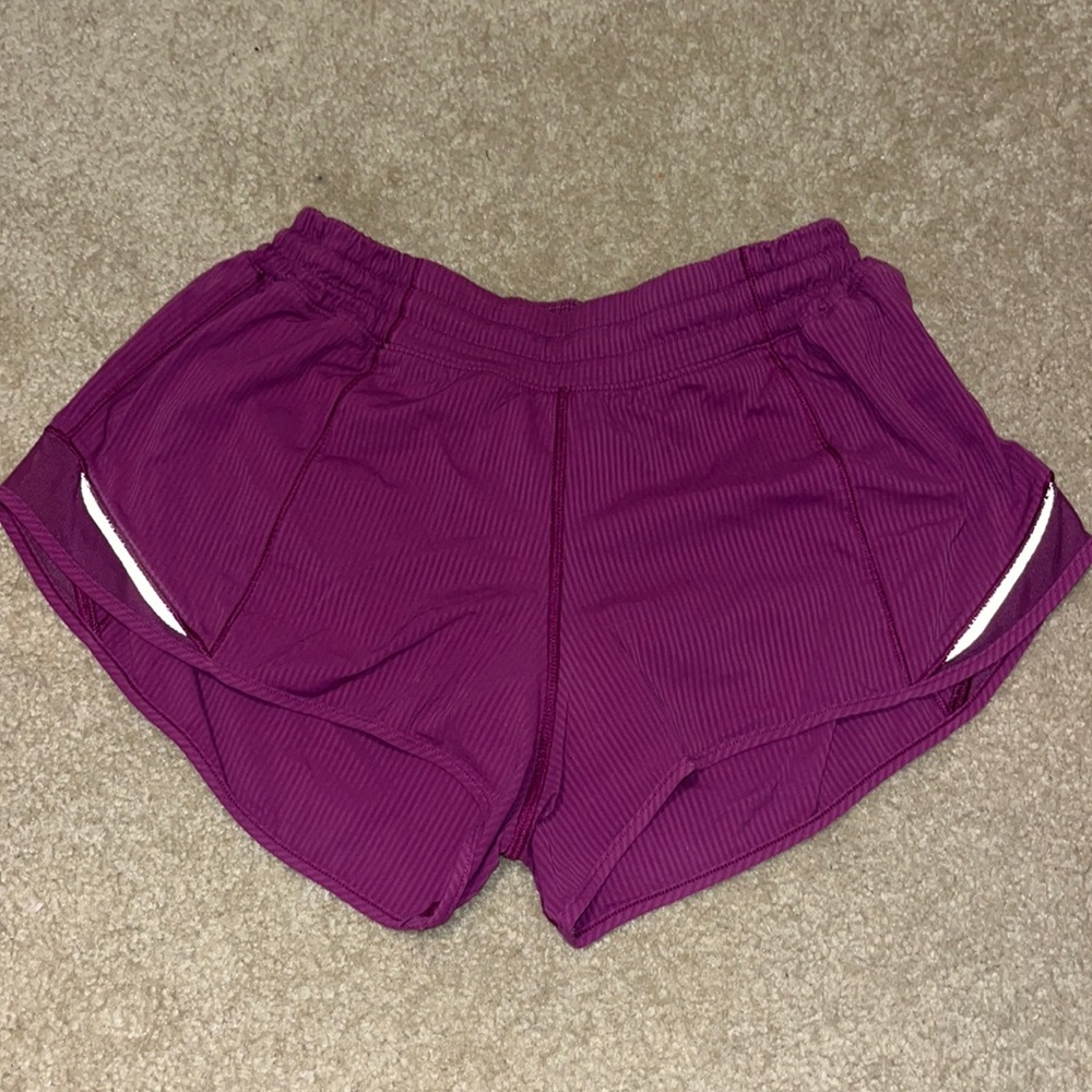 Hotty Hot Shorts 2.5 lululemon